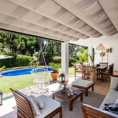 Casa Bonita, Great Family With Private Pool * Olhos de Agua (Albufeira)