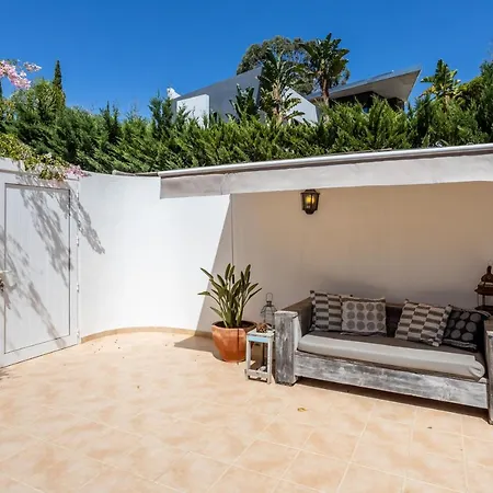 Casa Bonita, Great Family With Private Pool Villa